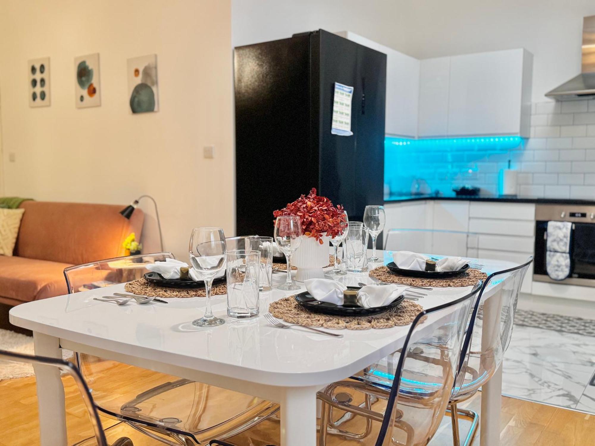 Modern 1-Bed Apt 30Min To Central London & Parking Eksteriør billede