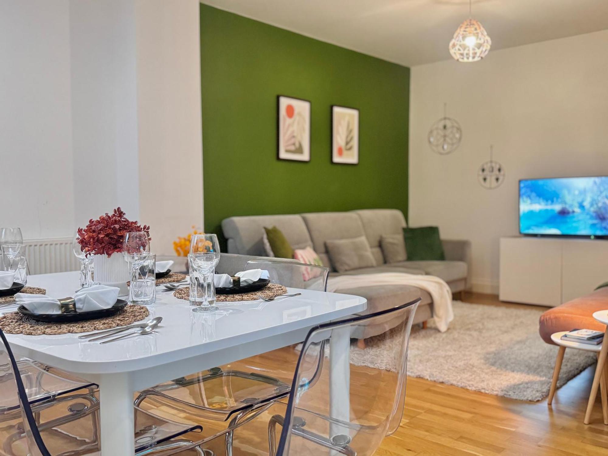 Modern 1-Bed Apt 30Min To Central London & Parking Eksteriør billede